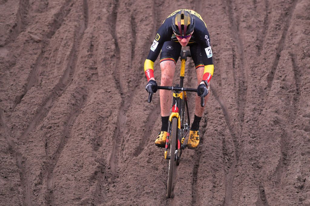 ZONHOVEN BELGIUM DECEMBER 08 Toon Aerts of Belgium and Team Telenet Baloise Lions during the 24th Superprestige Zonhoven 2019 superprestige zonhoven TelenetSuperprestige on December 08 2019 in Zonhoven Belgium Photo by Luc ClaessenGetty Images