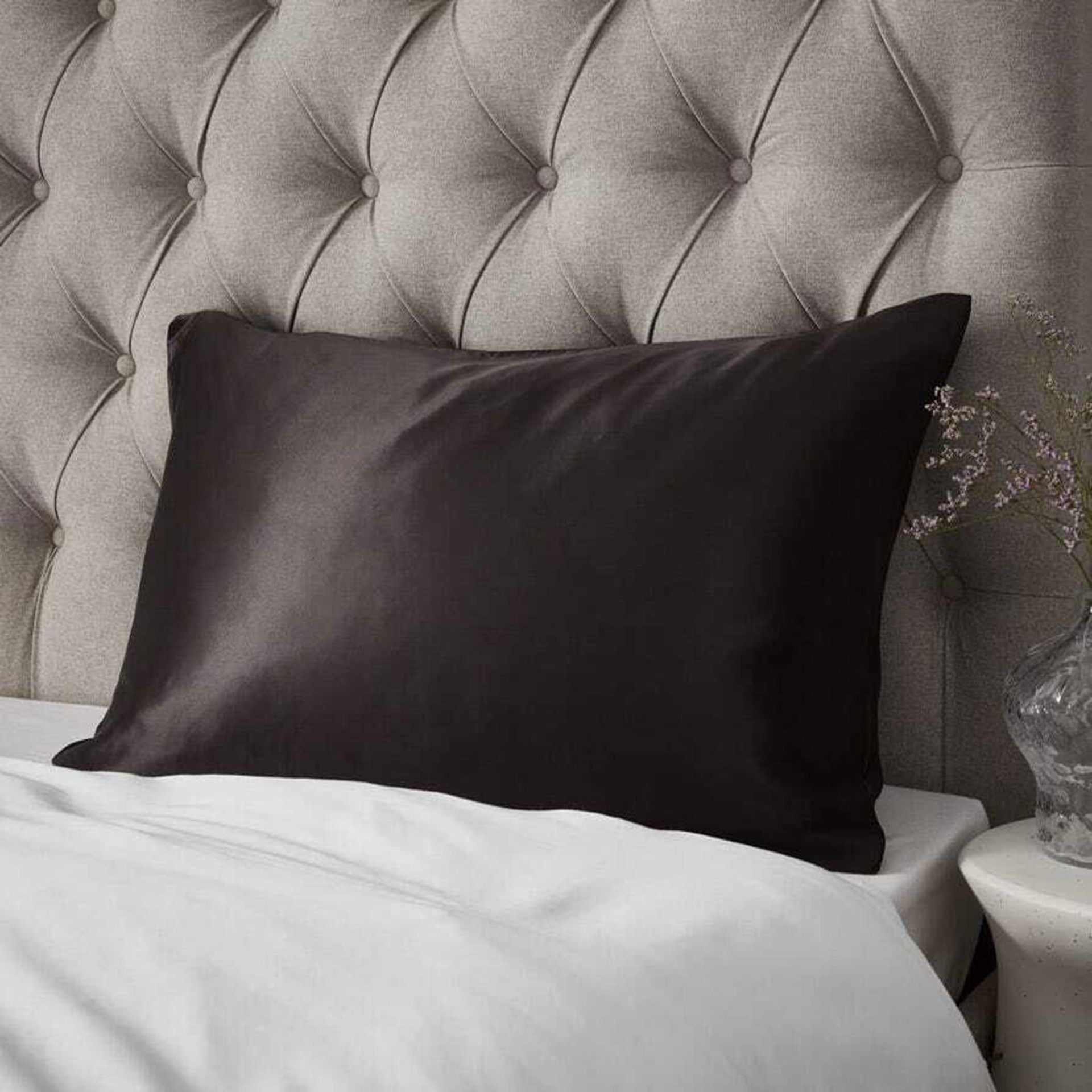 Dusk black silk pillowcase