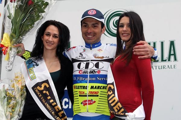 Stage three winner Giuseppe Muraglia (CDC Cavaliere) on the podium.