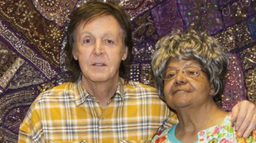 Paul McCartney meets women who inspired Beatles classic Blackbird | Louder