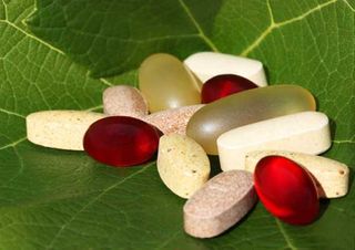 dietary-supplements-100830-02