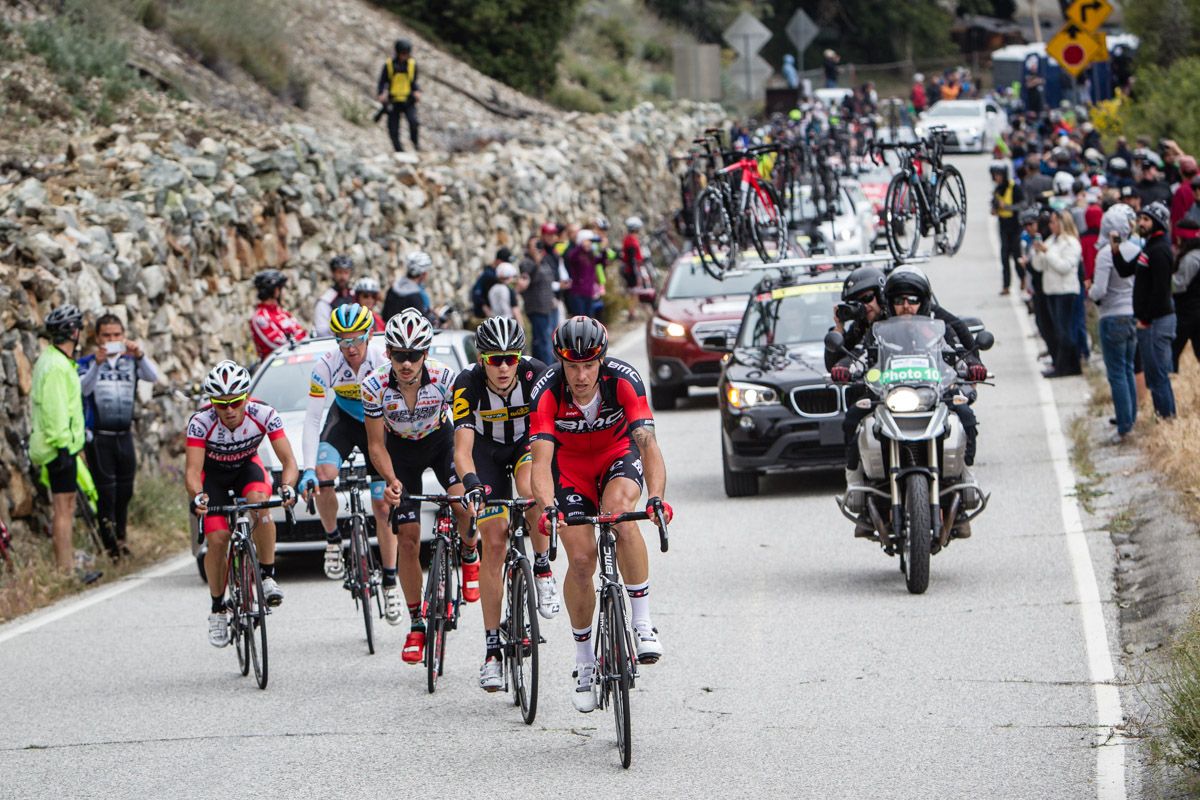 The break hits the mid-race KOM