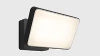 This outdoor wall light from Philips maximises your atmosphere