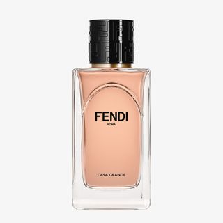 BXgxuPEY2f9GhGS3kzusN7-320-80 Fendi Eaux d'Artifice هو العطر الفاخر الهادئ النهائي