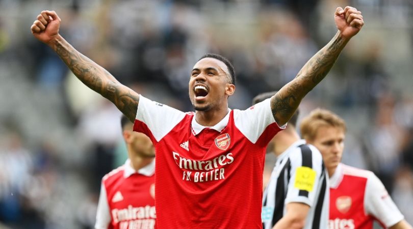 Arsenal mantém esperanças de título da Premier League vivas com vitória por 2 a 0 sobre o Newcastle