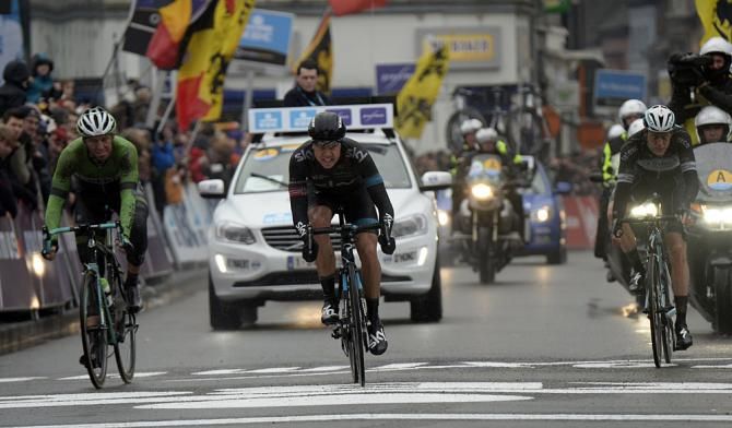 Edvald Boasson Hagen (Team Sky) sprints to third