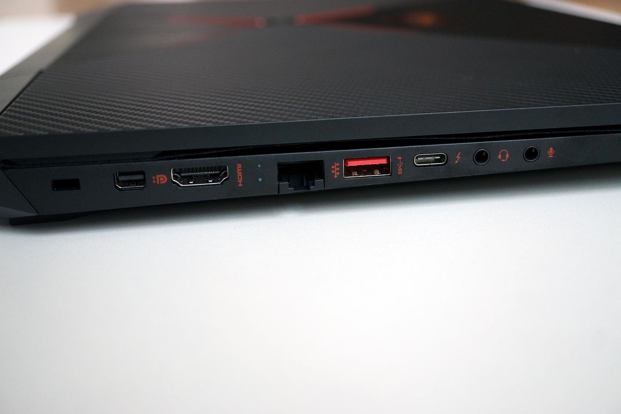 HP Omen 15