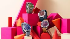 Several Samsung Galaxy Watch 6 Classic smartwatches in different colors