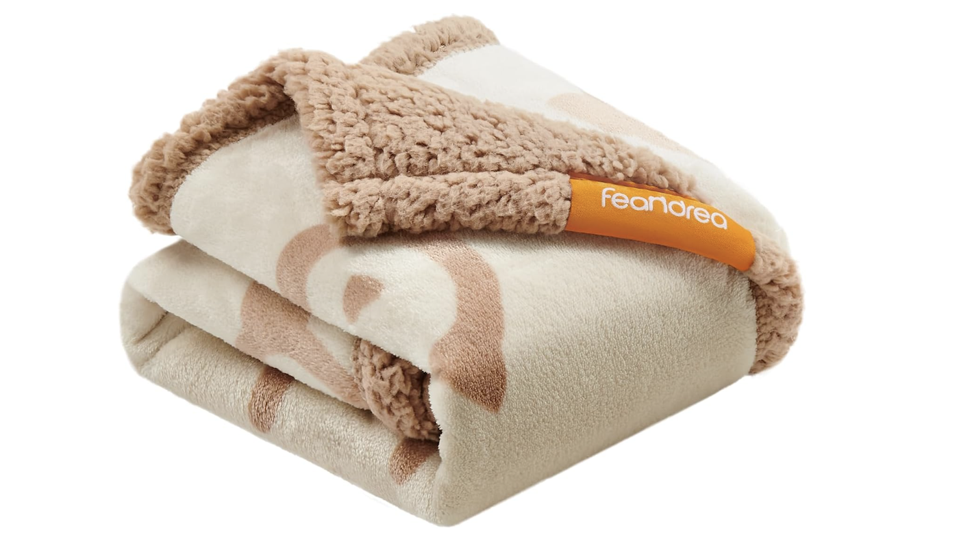 Feandrea dog fleece blanket