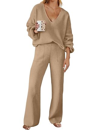 MEROKEETY, Merokeety Women's 2 Piece Outfits Long Sleeve V Neck Knit Pullover Tops and Wide Leg Pant Lounge Set,khaki,l