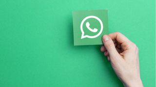 WhatsApp monta laitetta