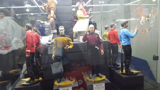Quantum Mechanix has added 1:6 scale models of "Star Trek" characters Data and Hikaru Sulu to their collectible lineup.