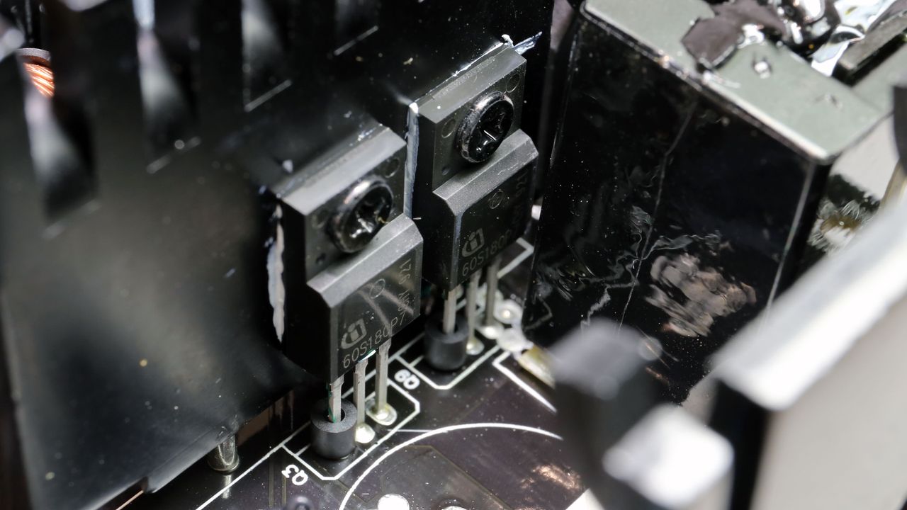 Thermaltake Toughpower GF2 ARGB 850W