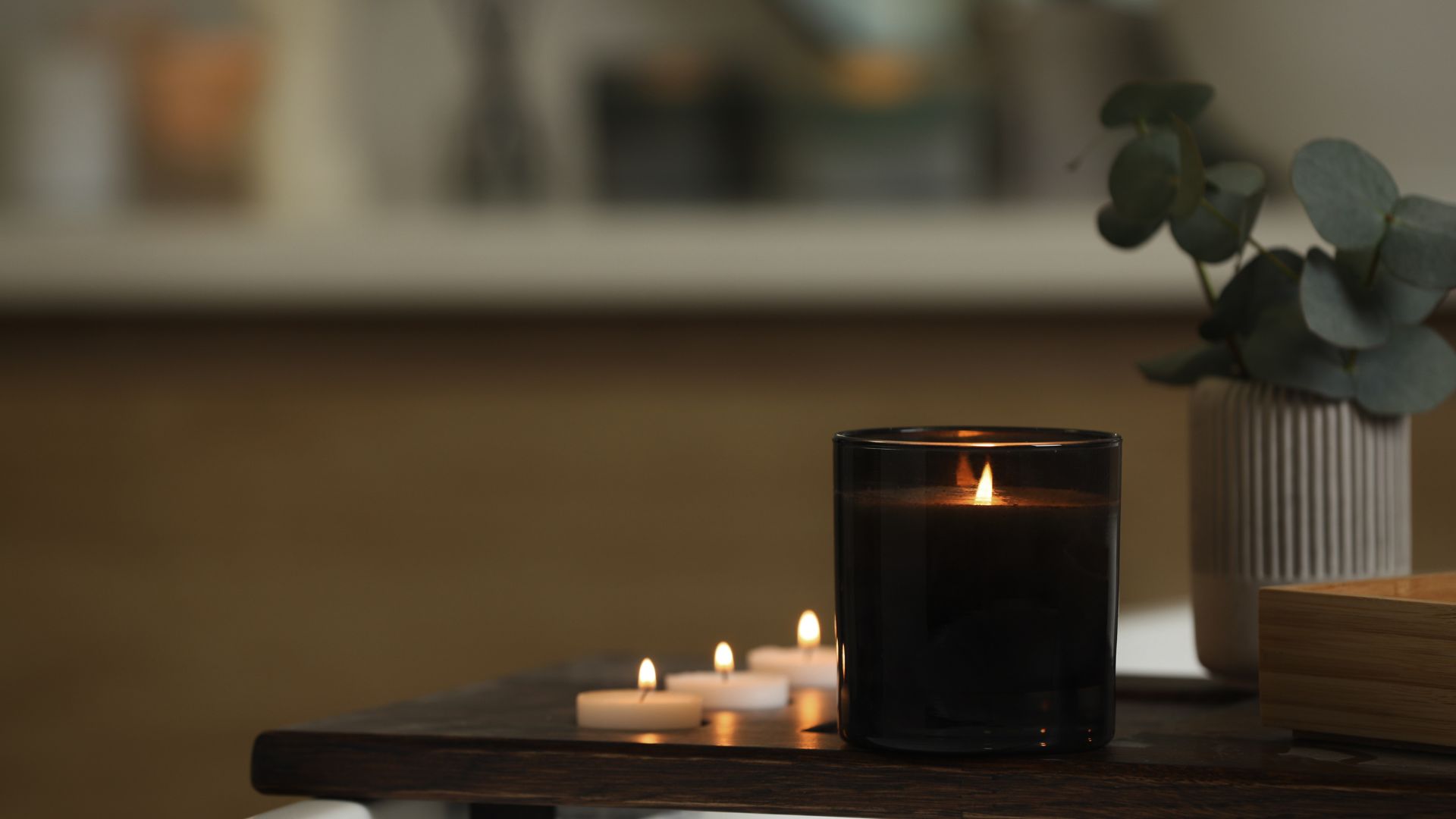 Luxury candle