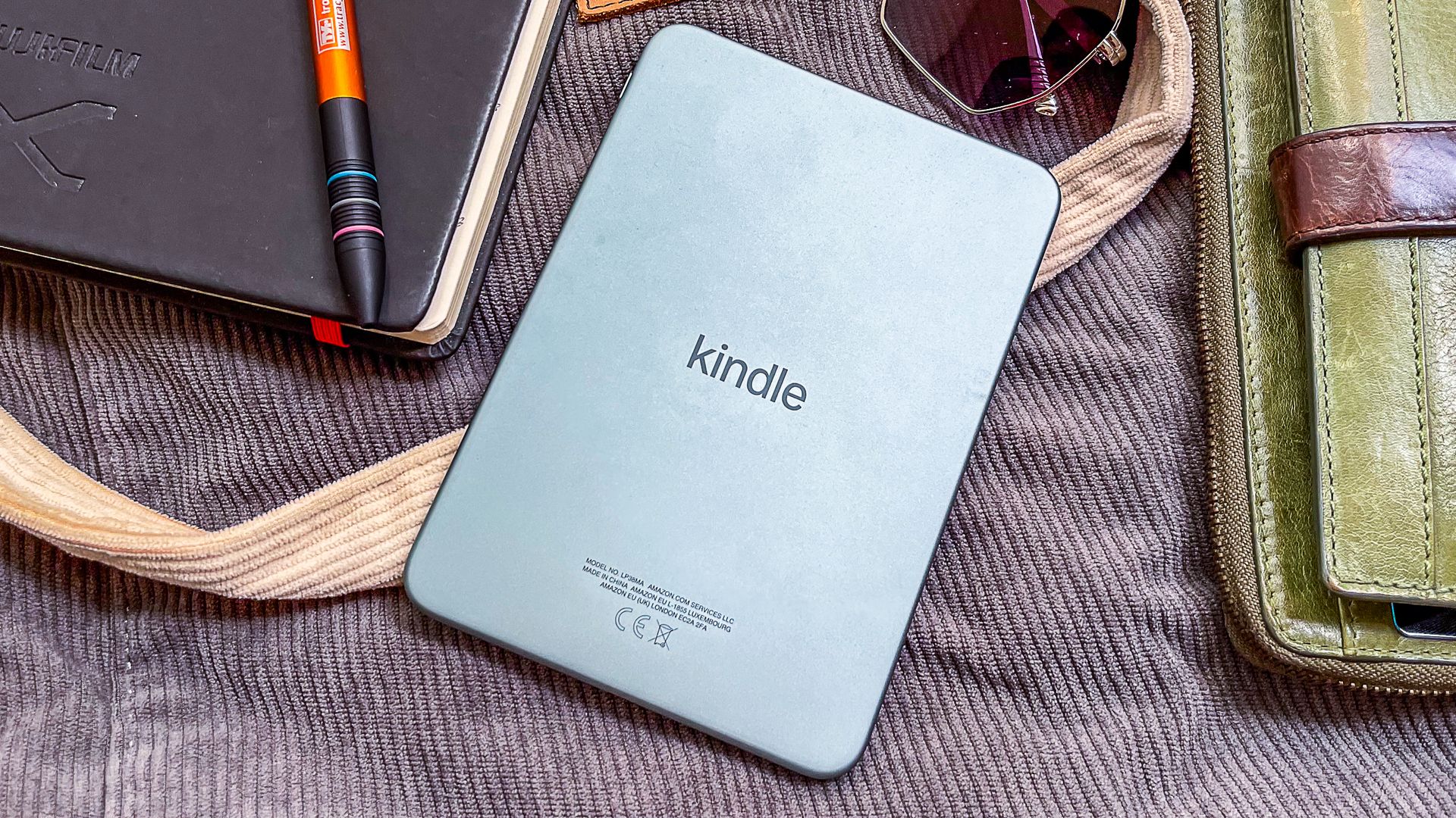 Branding on the rear panel of the Amazon Kindle 2026