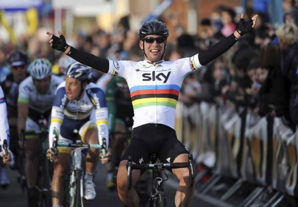 Mark Cavendish (Sky) has started his campaign on a solid footing.