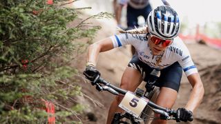 European champion Loana Lecomte riding to win at Lenzerheide