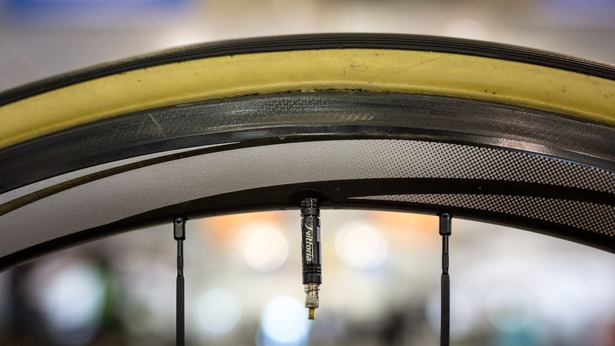 A closer look at the tyre and rims