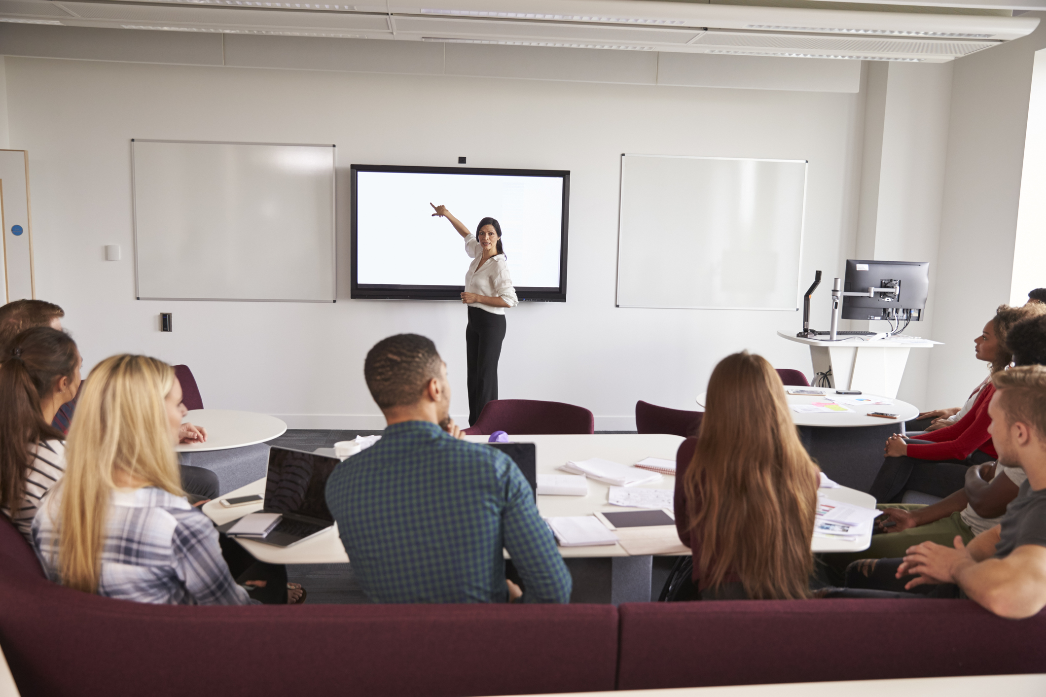 A Single Solution for Collaborative Learning Spaces