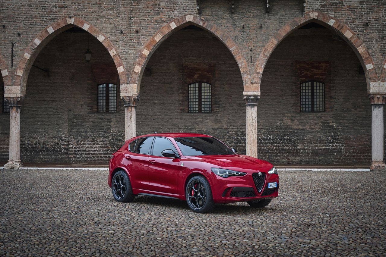 Red car