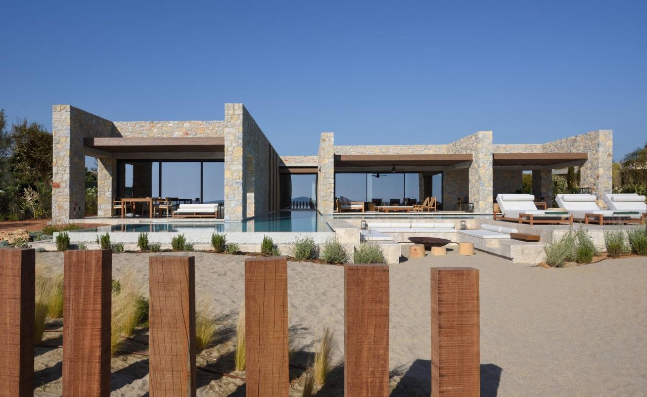 Costa Navarino residences Villa M2.3 exterior