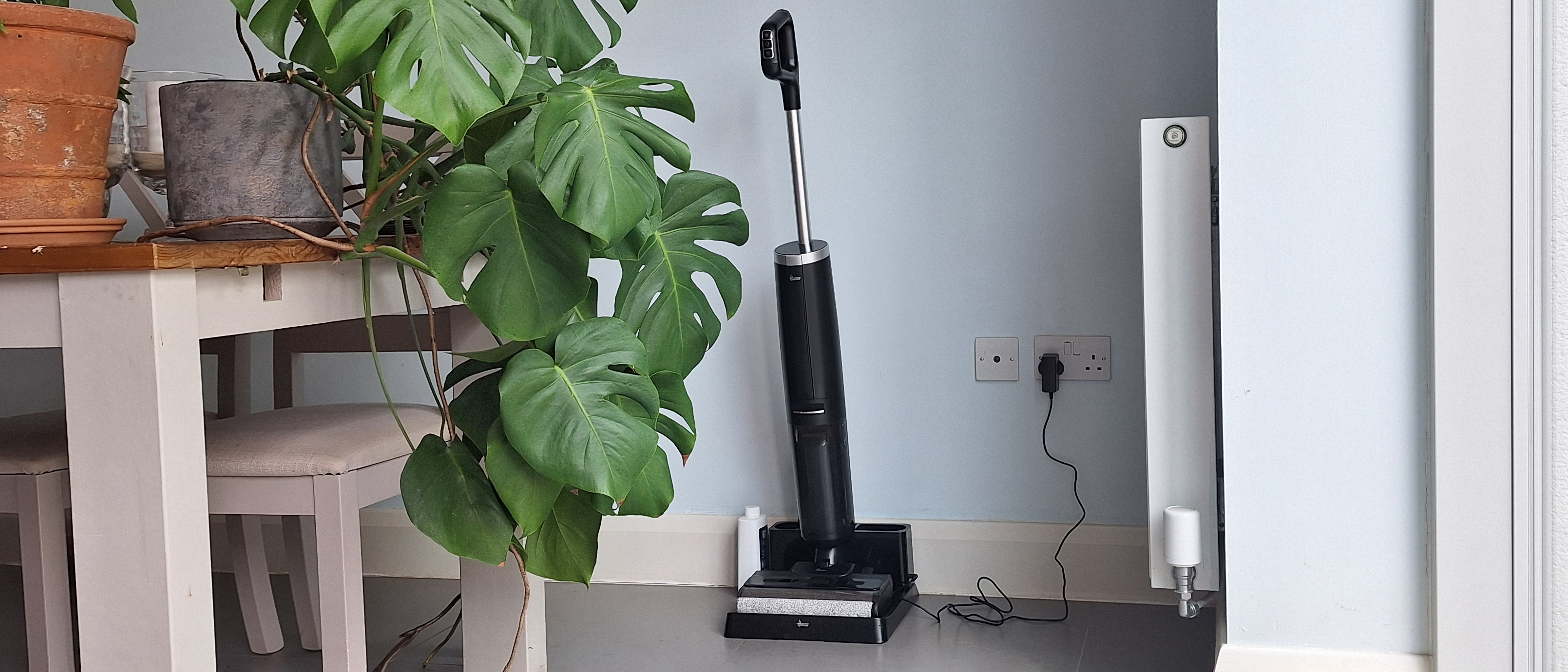 Hoover HW3 in its dock in reviewer&#039;s kitchen