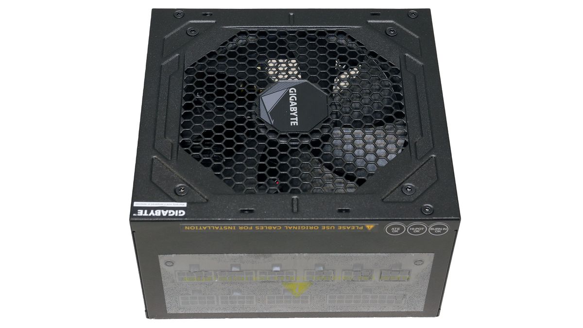 Gigabyte UD850GM