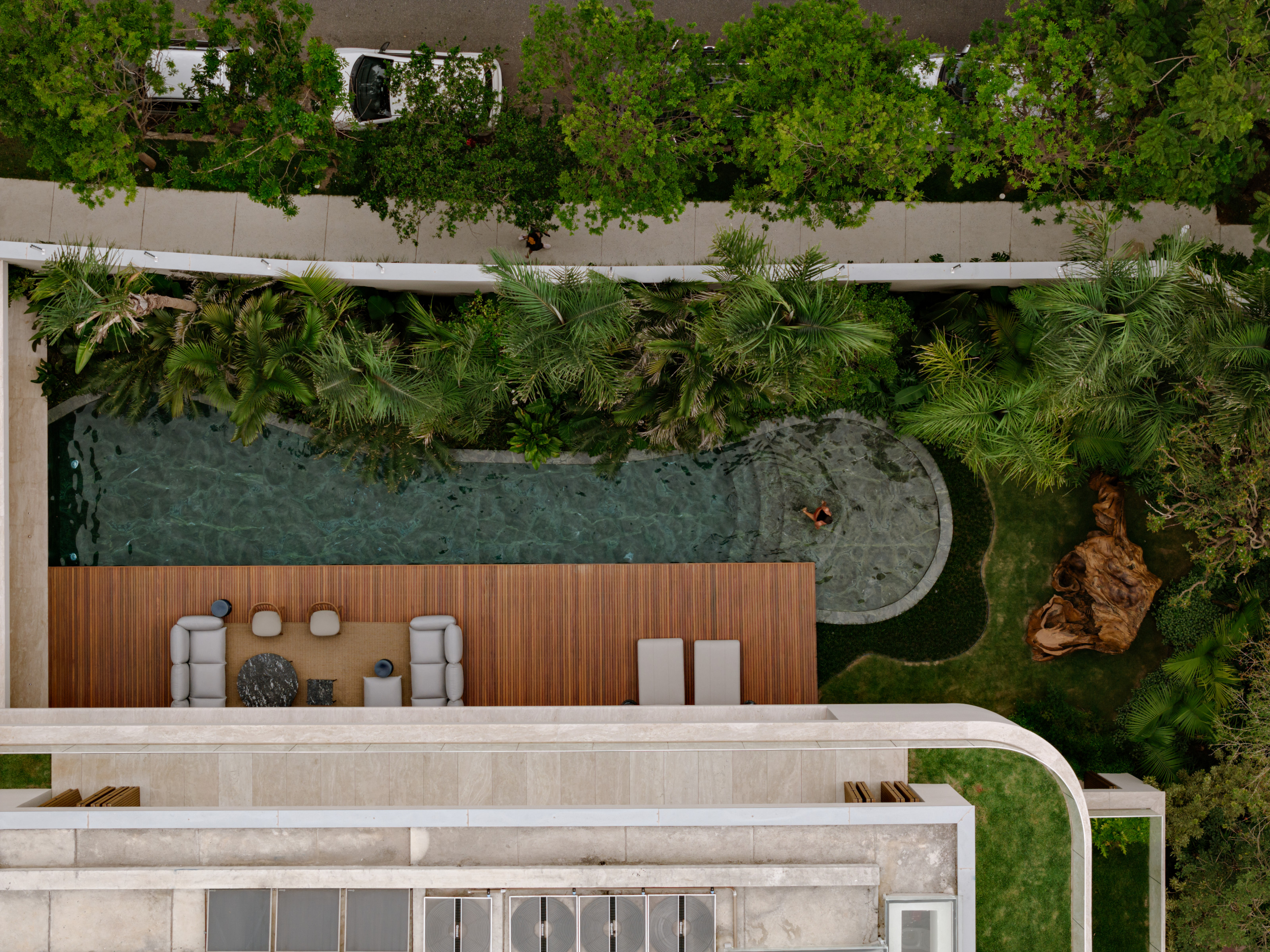 A drone&#039;s eye view of the FR House