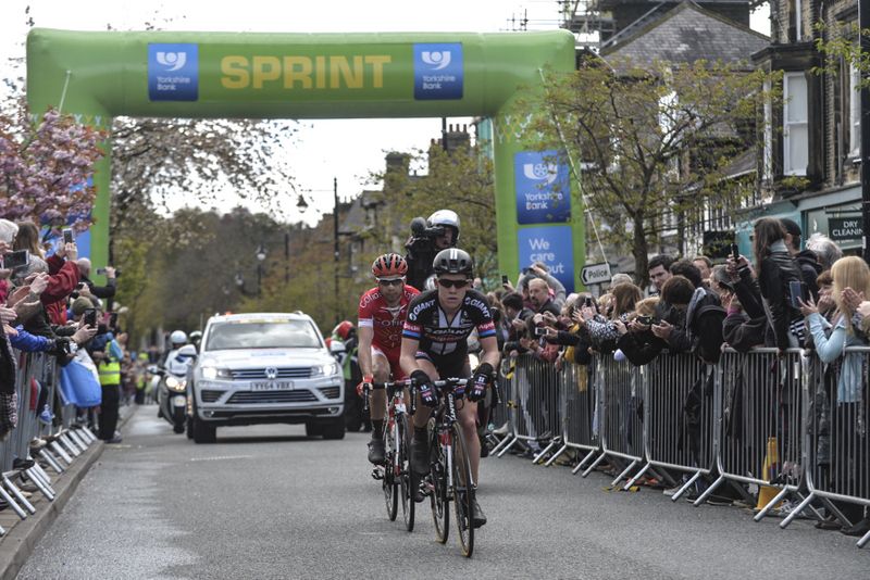 Lawson Craddock (Giant-Alpecin) wins the sprint in Ukley