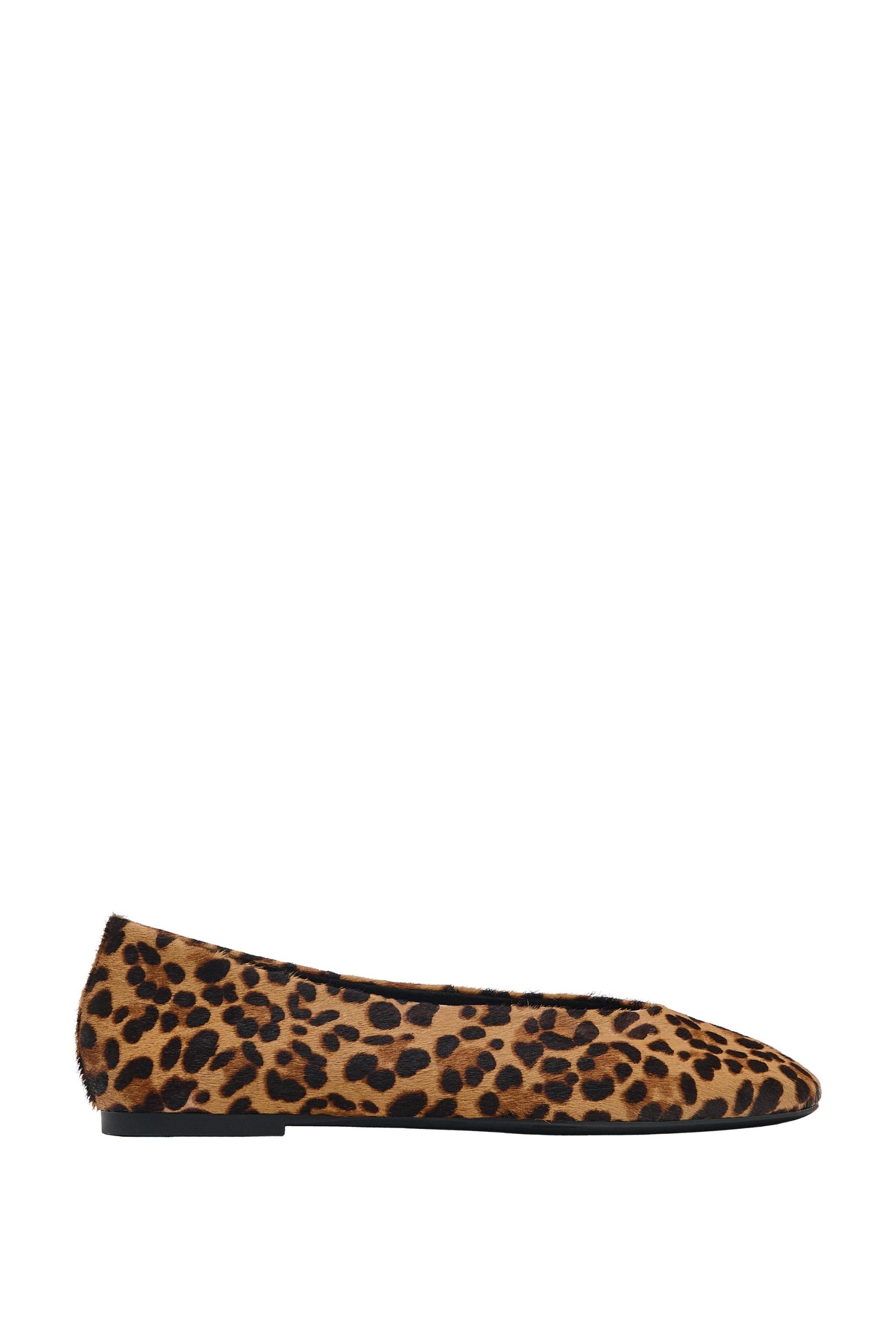 ZARA, Textured Leather Printed Ballet Flats