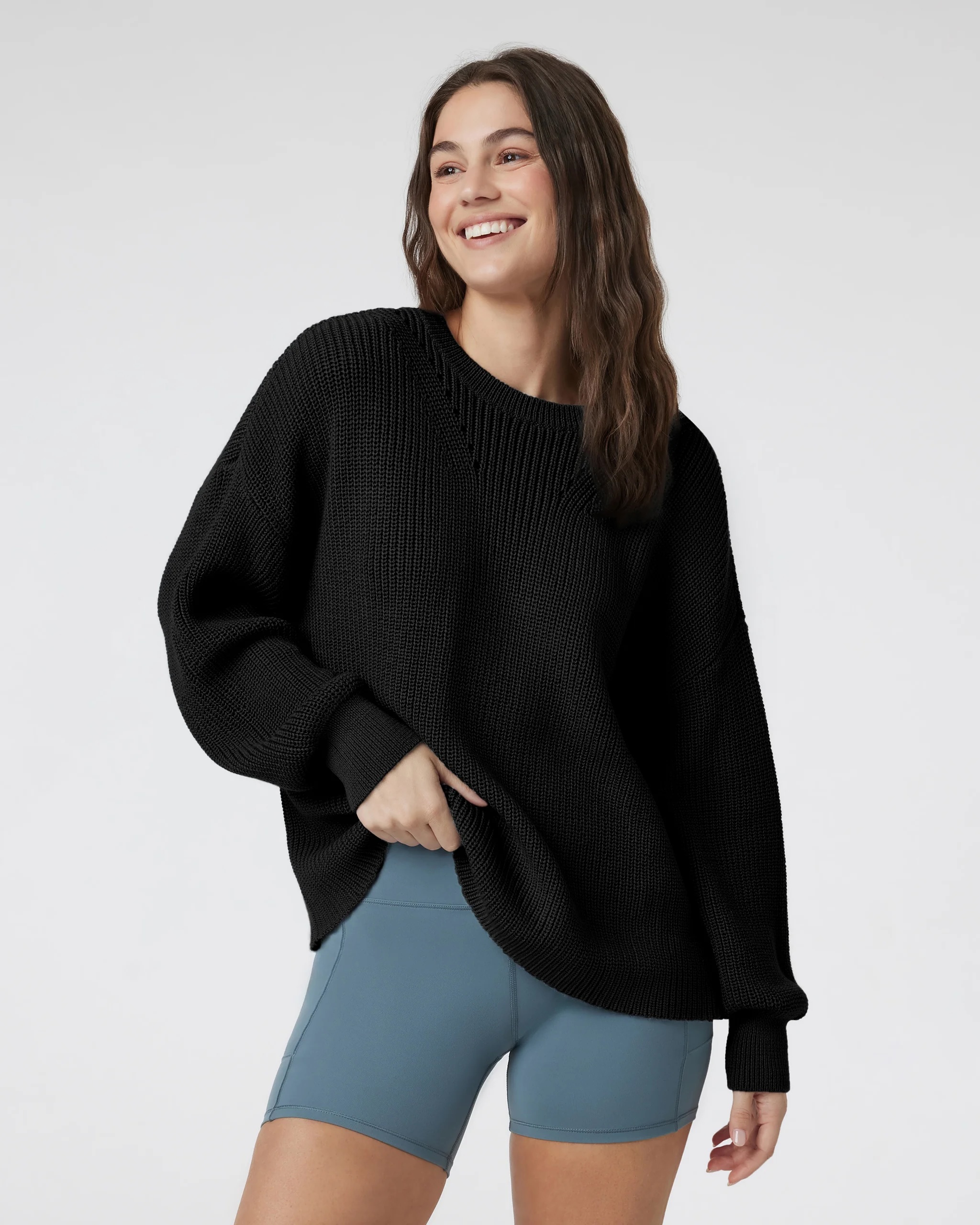 vuori black crewneck sweater
