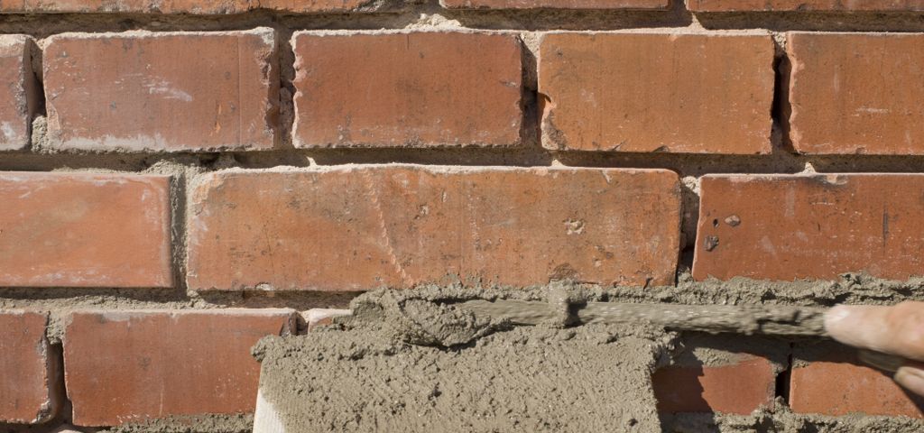 Repointing Brickwork: Your How-to Guide | Homebuilding