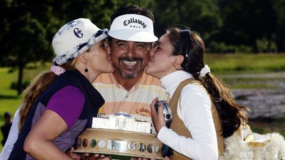 Eduardo Romero celebrating his Scottish Open win