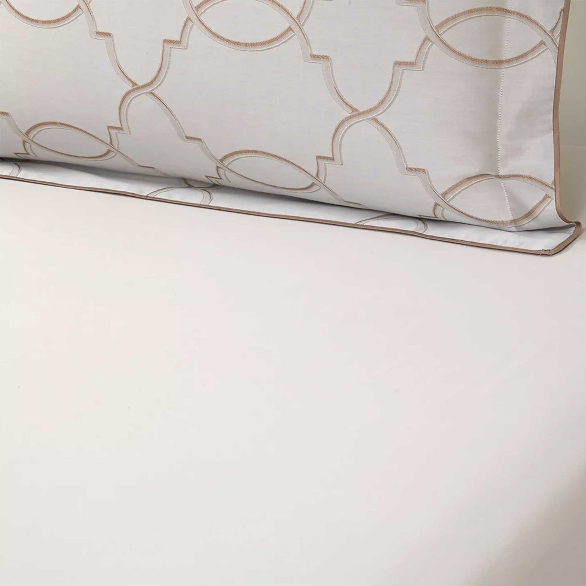 Fitted sheet on a bed