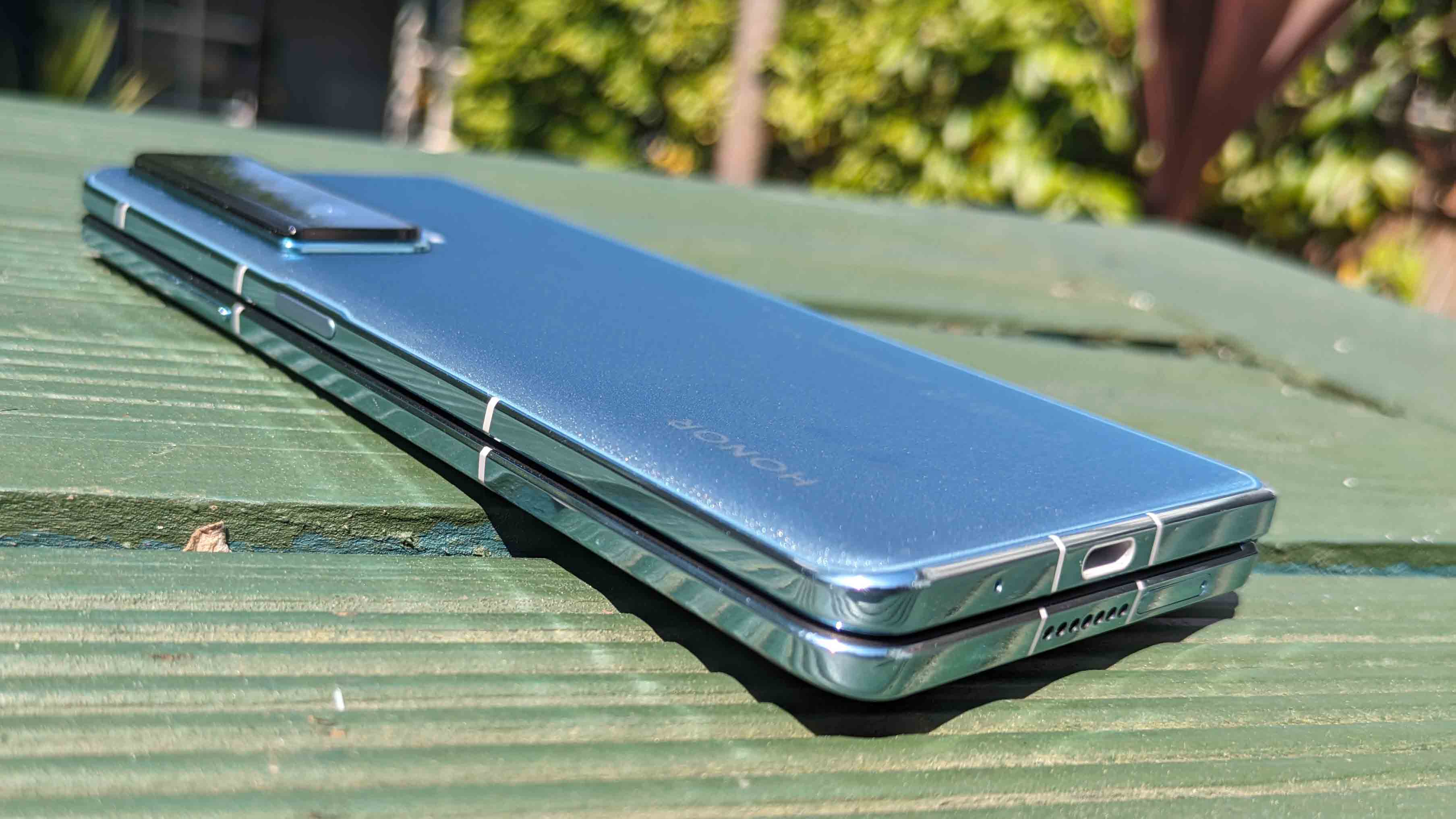 Honor Magic Vs review