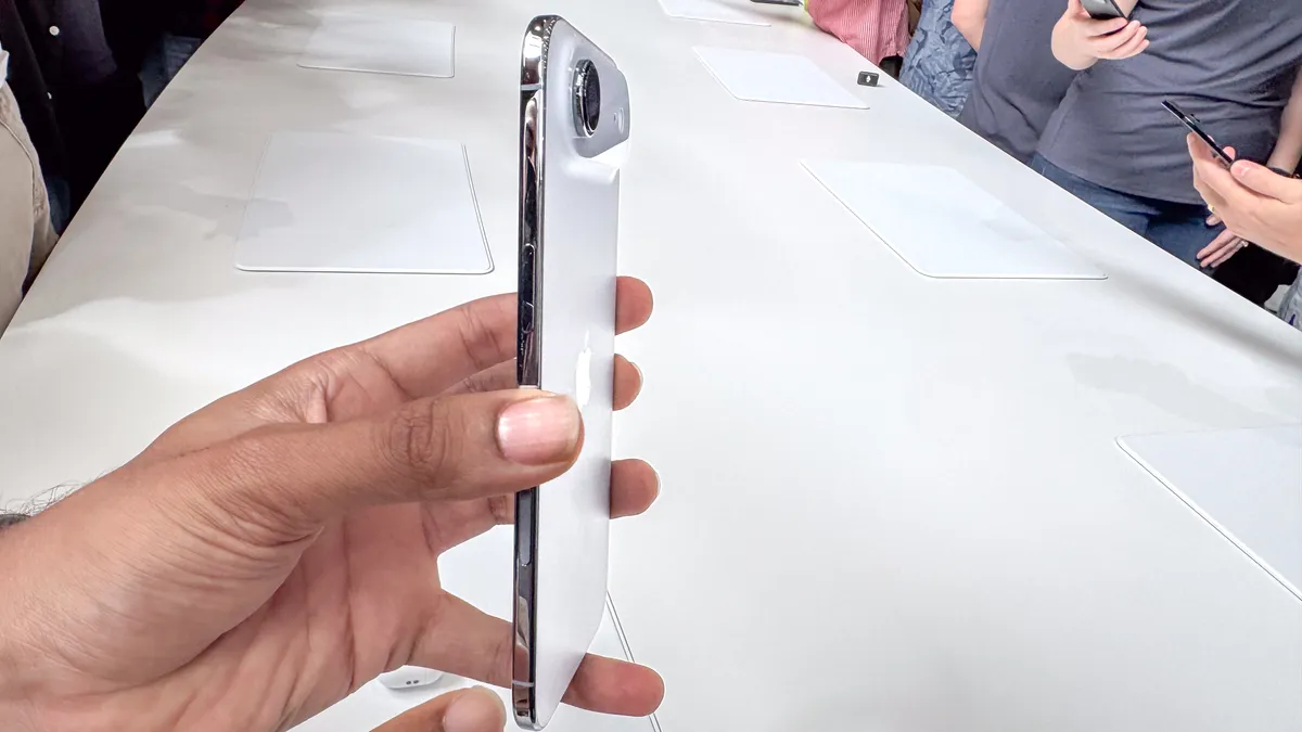 Thiết kế iPhone Air siêu mỏng