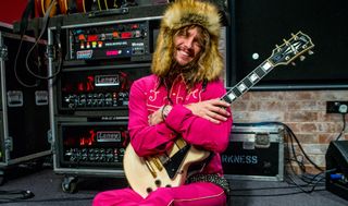 Justin Hawkins, surrounded by Laney amplifiers