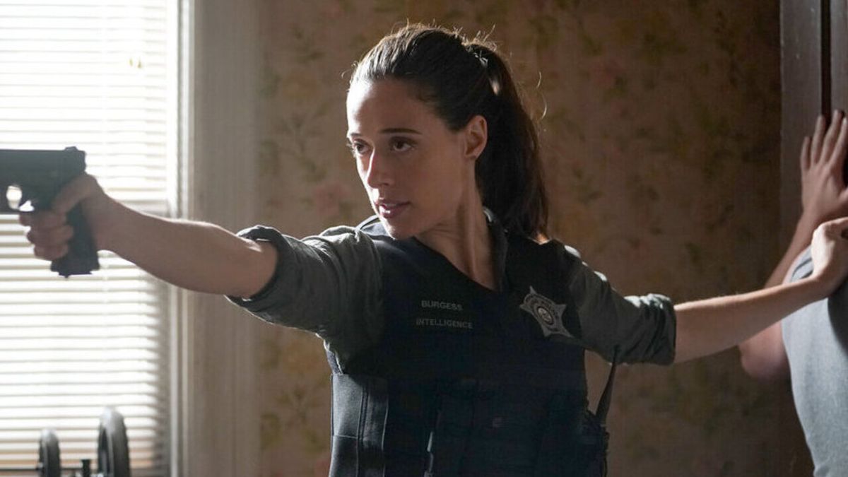 Chicago P.D.'s Marina Squerciati Shares What's Been Hurting Burgess ...