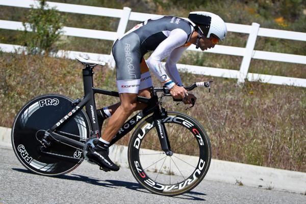 Cesar Grajales (Realcyclist.com) looking strong and heading to eighth place.