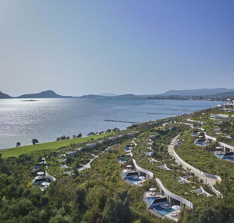 Mandarin Oriental Costa Navarino opens Wallpaper