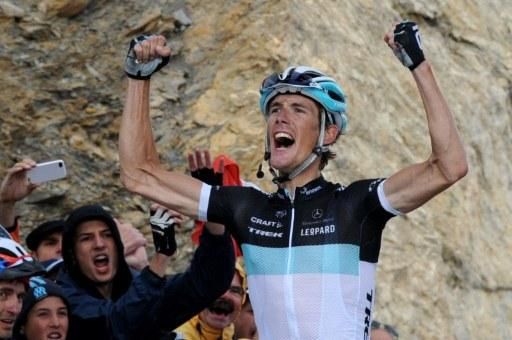 Andy Schleck (Leopard - Trek) wins stage 18 at the Tour de France