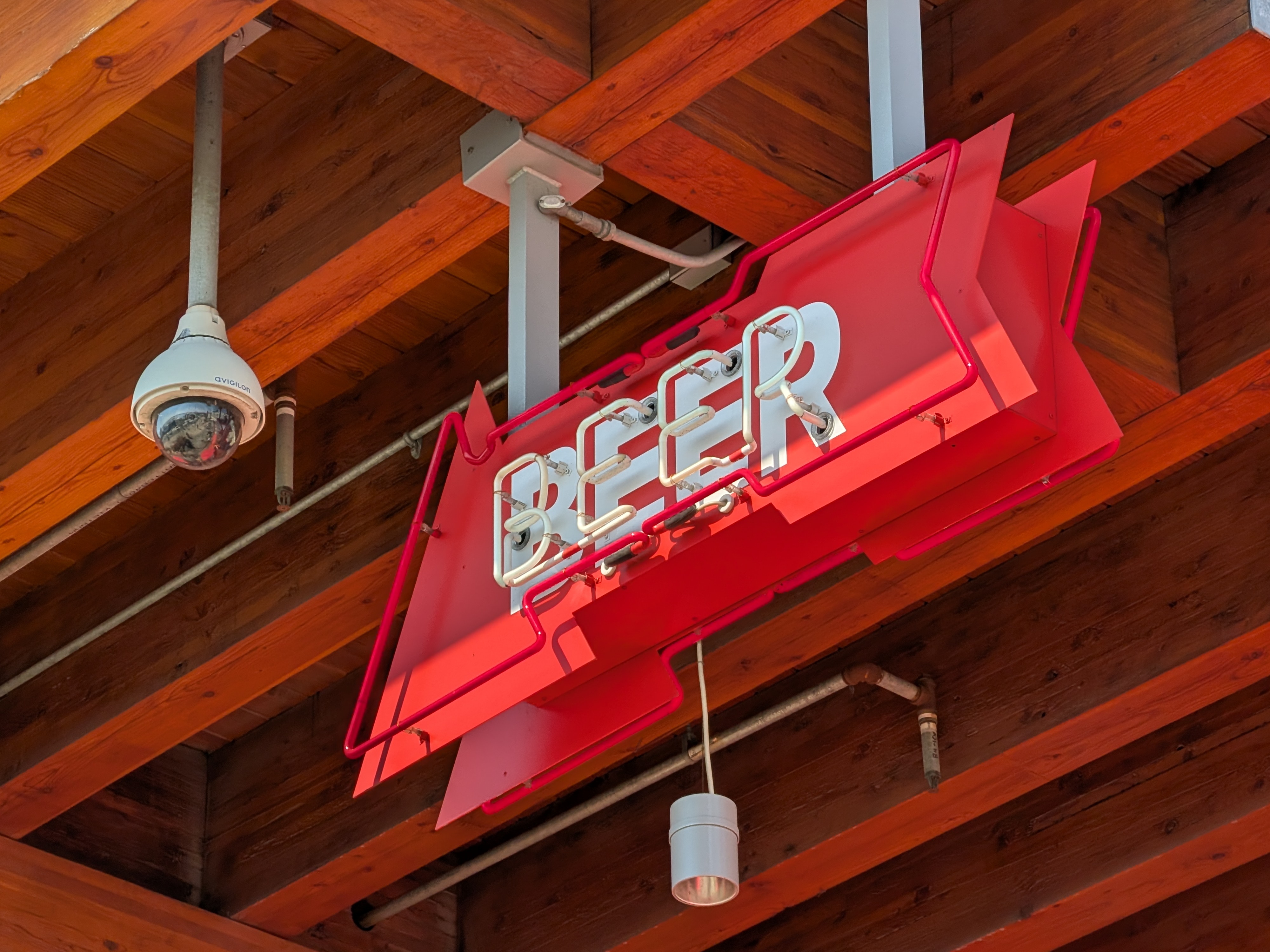 A red Beer sign