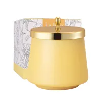 6. La Jolie Muse Scented Candle