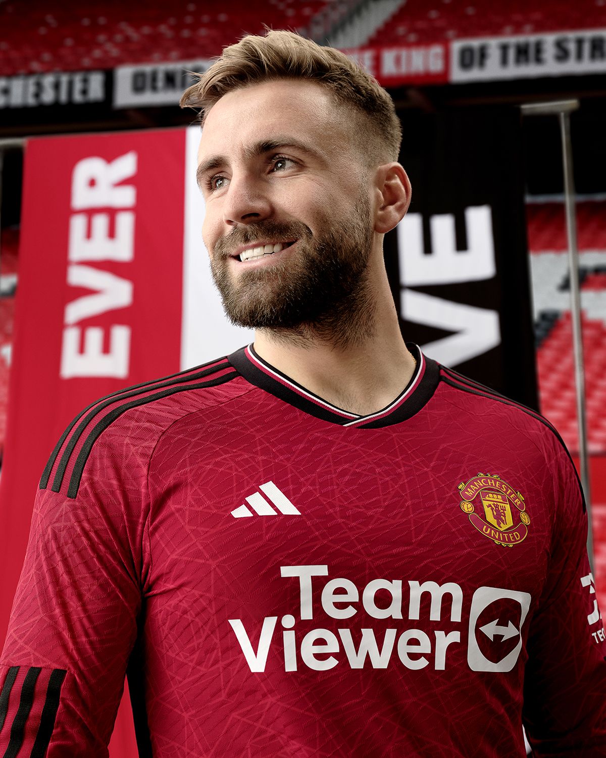Adidas Manchester United home shirt 2023/24