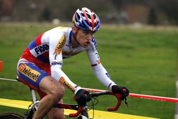 Zdenek Stybar (Telenet Fidea) clearly hurting in Gieten.