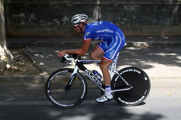 Christophe Moreau (Agritubel) rides on his own.