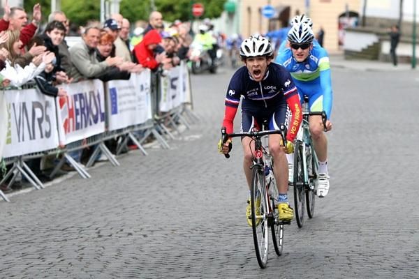 Guillaume Martin (France) claims the win on the opening stage.