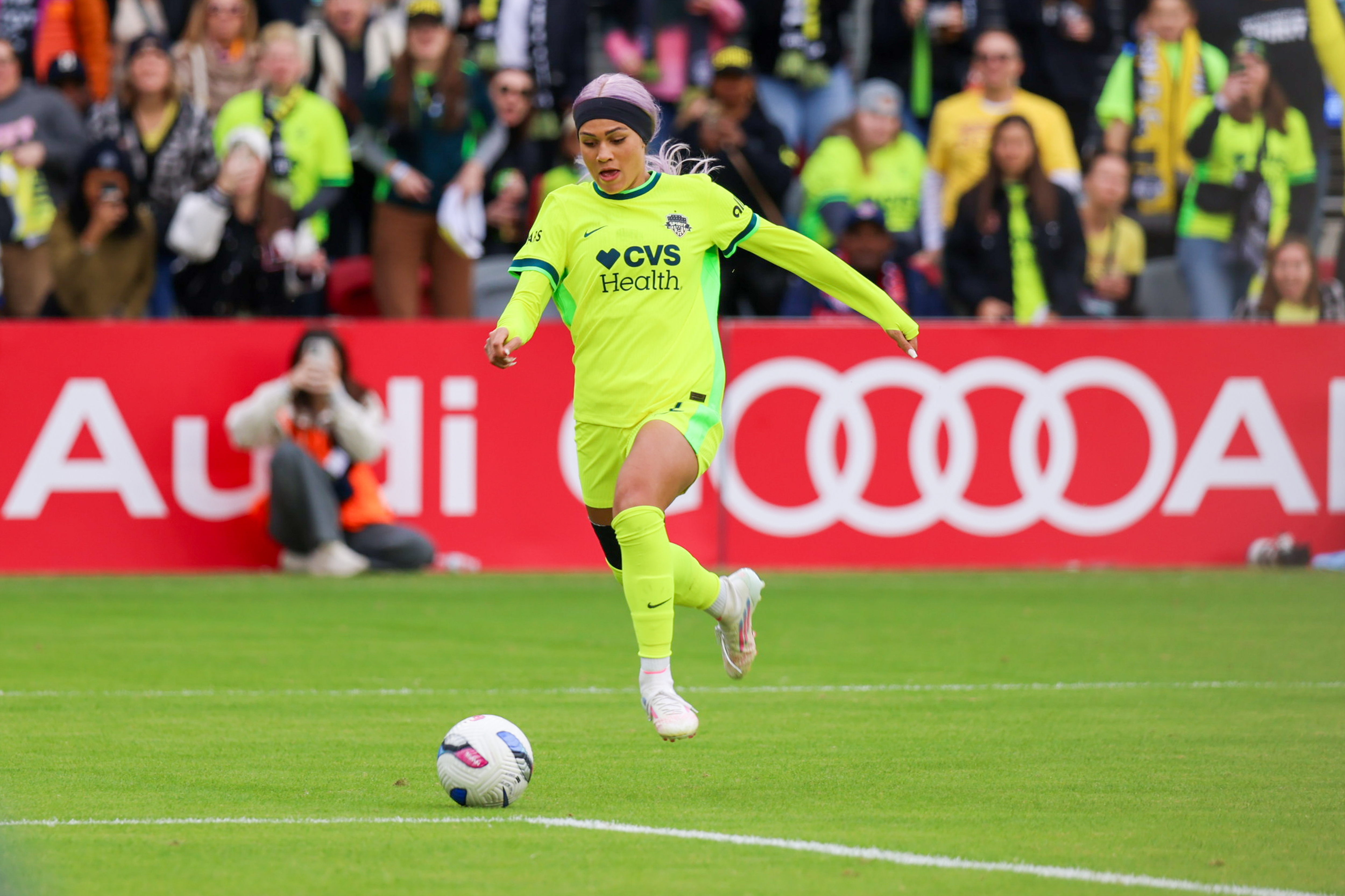 WASHINGTON, DC - NOVEMBER 15: Trinity Rodman #2 of Washington Spirit dribbles the ball during a game between the Washington Spirit and the Portland Thorns at Audi Field on November 15, 2025 in Washington, DC.
