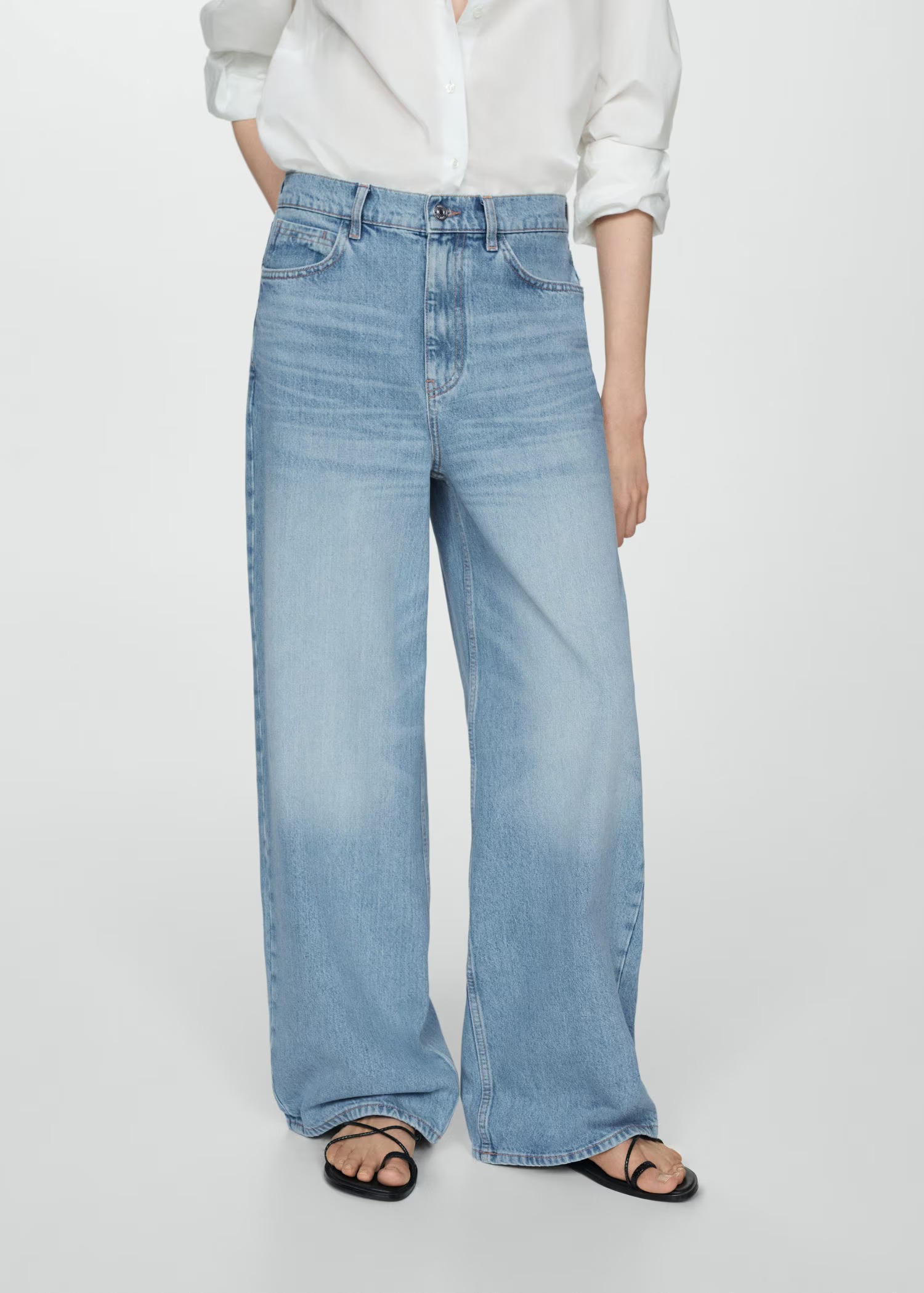 Low-Rise Loose-Fit Wideleg Jeans -  Women