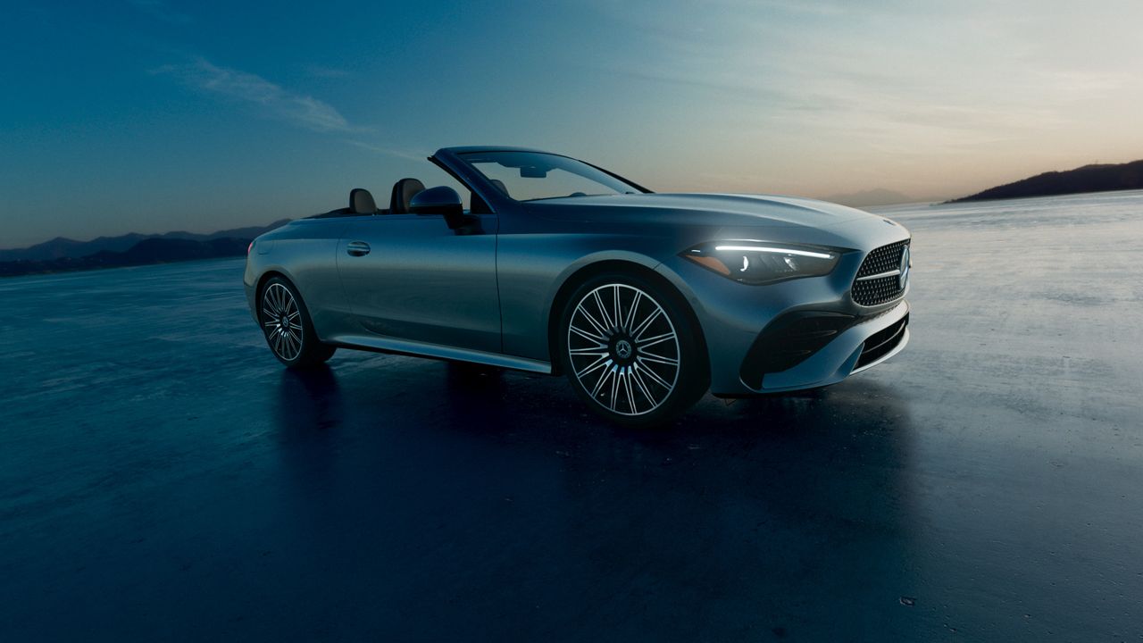 Mercedes-Benz convertible sportscar